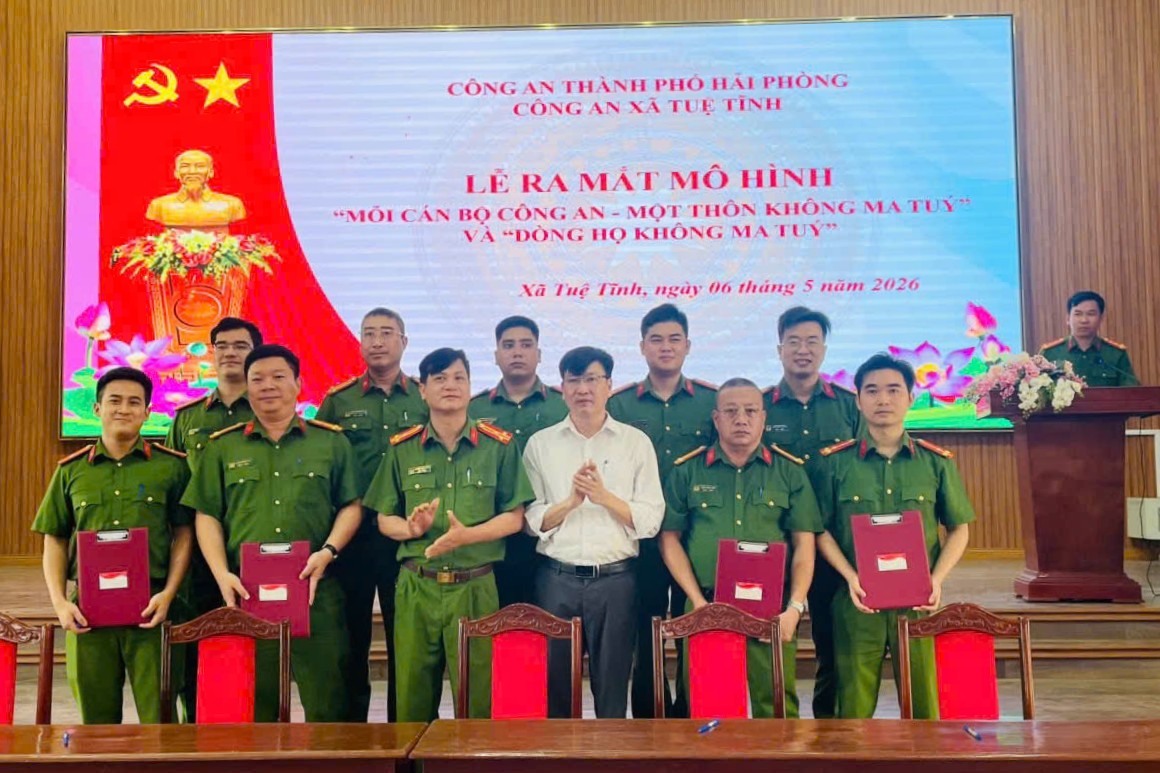 Công an xã Tuệ Tĩnh ra mắt mô hình “Mỗi cán bộ công an - Một thôn không ma túy” và “Dòng họ không ma túy”